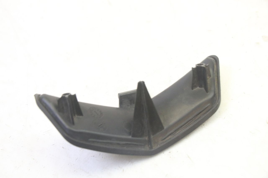 photo de CARENA POSTERIORE CONGIUNZIONE INFERIORE QUADRO 4 4D 350 (2015 - 2018) - Zoom sullo stato d'uso