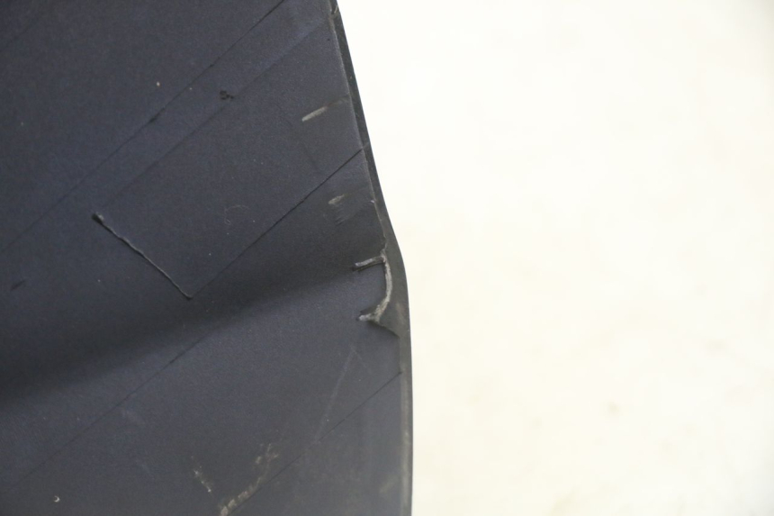 photo de GIUNZIONE PARAFANGO POSTERIORE INFERIORE SUZUKI BURGMAN 125 (2007 - 2014) - Caratteristiche distintive