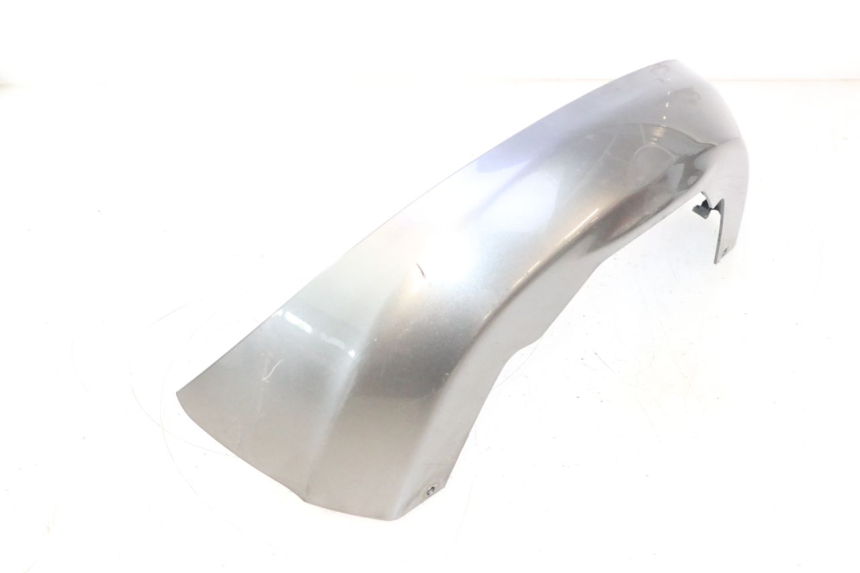 photo de GIUNZIONE PARAFANGO POSTERIORE INFERIORE SUZUKI BURGMAN 125 (2007 - 2014) - Altra angolazione