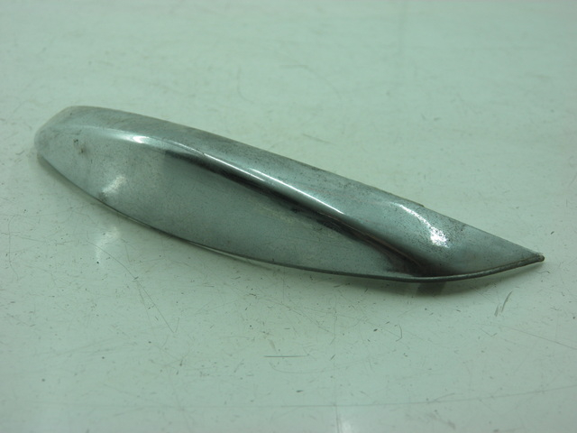 photo de Giunzione carenatura posteriore inferiore DAELIM BESBI 125 (2007 - 2008) - Vista principale