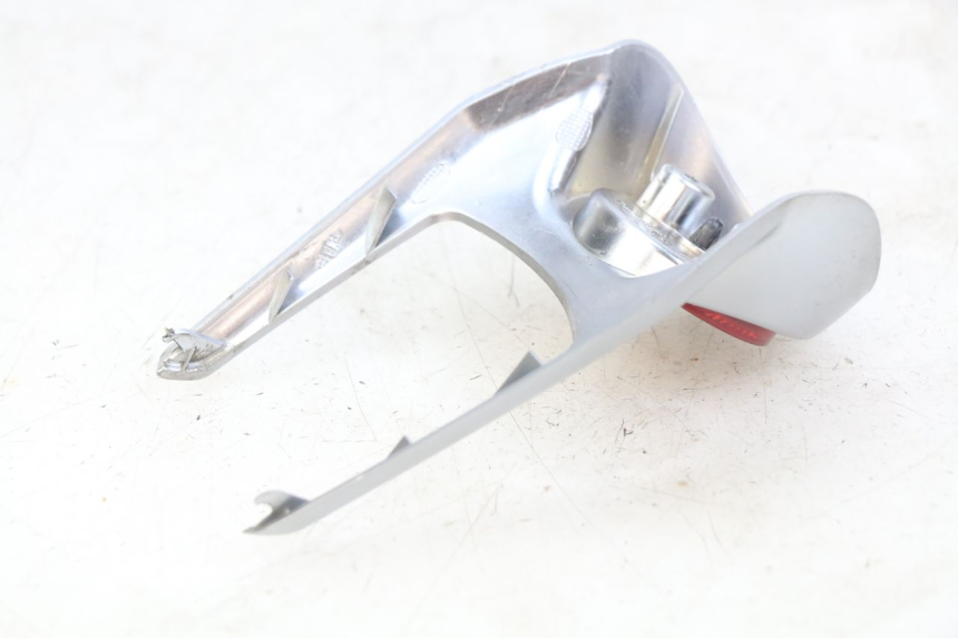 photo de GIUNZIONE PARAFANGO POSTERIORE INFERIORE PEUGEOT DJANGO 4T 50 (2014 - 2019) - Altra angolazione