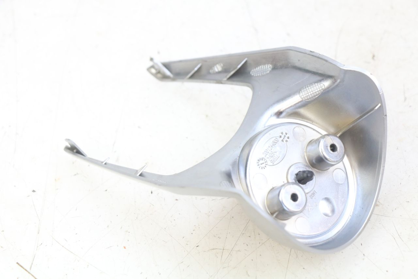 photo de GIUNZIONE PARAFANGO POSTERIORE INFERIORE PEUGEOT DJANGO 4T 50 (2014 - 2019) - Primo piano tecnico