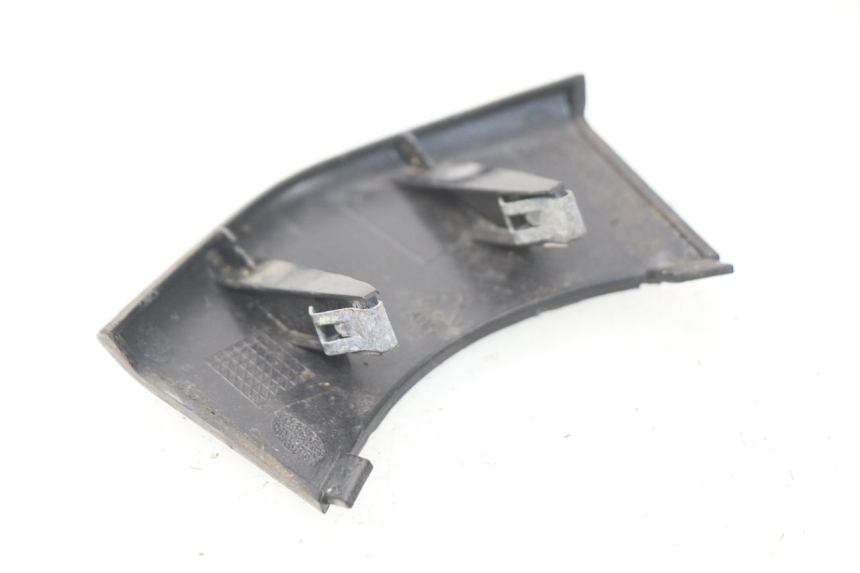 photo de Giunzione carenatura posteriore inferiore PIAGGIO FLY IE 125 (2012 - 2017) - Dettaglio del componente