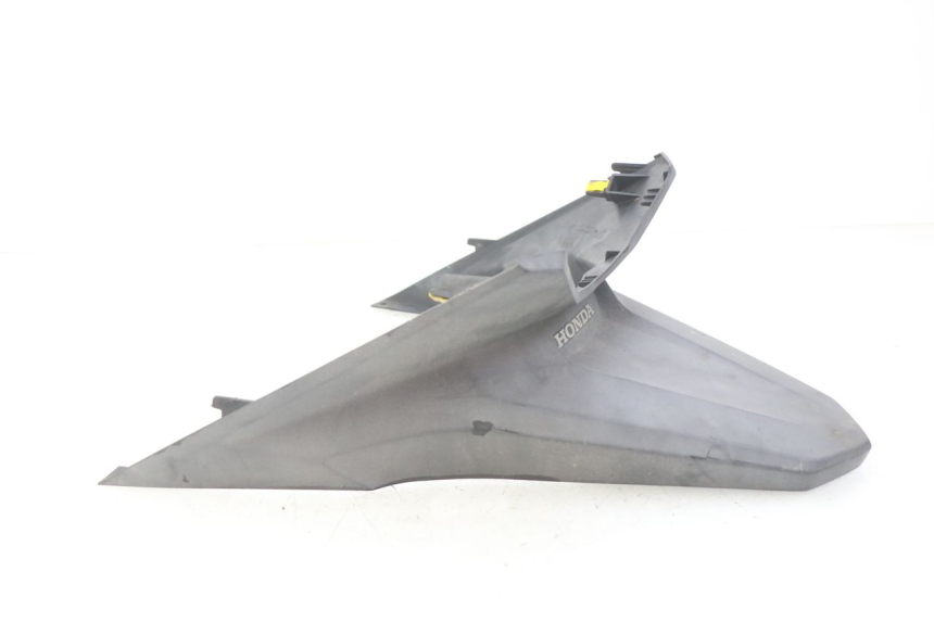 photo de GIUNZIONE PARAFANGO POSTERIORE INFERIORE HONDA FORZA 125 (2015 - 2016) - Vista d'insieme del prodotto