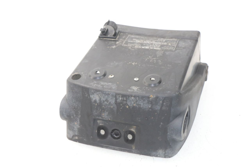 photo de Giunzione carenatura posteriore inferiore KAWASAKI GPZ S 500 (1994 - 2005) - Zoom sullo stato d'uso