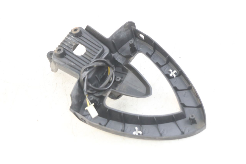 photo de GIUNZIONE PARAFANGO POSTERIORE INFERIORE TNT MOTOR GRIDO 2T 50 (2010 - 2019) - Zoom sullo stato d'uso