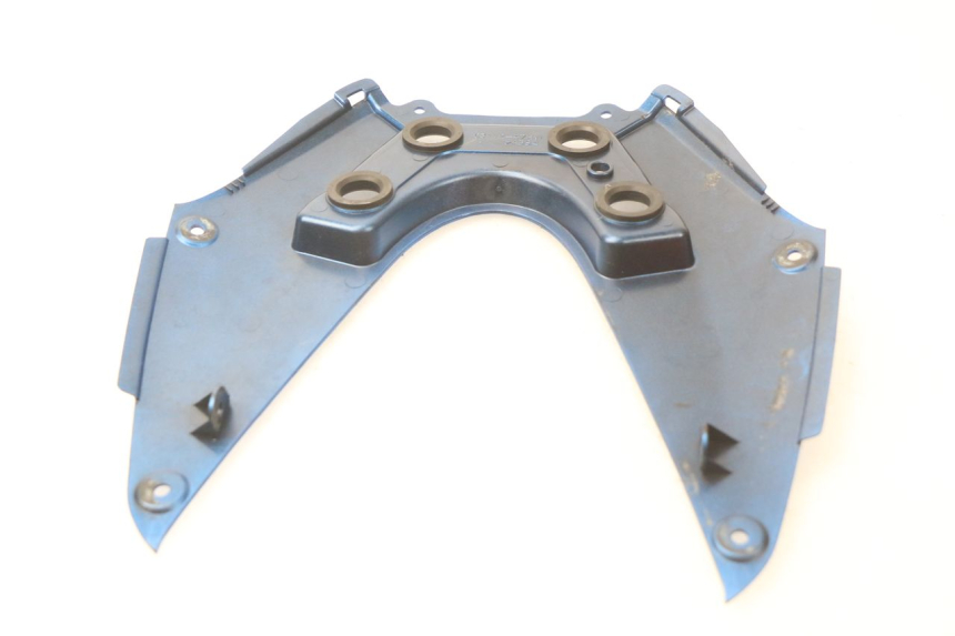 photo de Giunzione carenatura posteriore inferiore SUZUKI GSX-R GSXR K16 1000 (2012 - 2016) - Primo piano tecnico