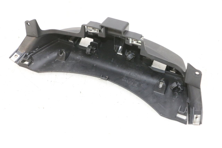 photo de CARENA POSTERIORE CONGIUNZIONE INFERIORE PIAGGIO MP3 500 (2016 - 2018) - Dettaglio del componente