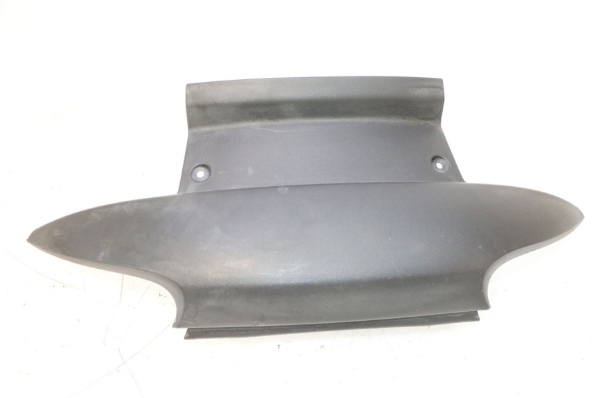 photo de GIUNZIONE PARAFANGO POSTERIORE INFERIORE PIAGGIO MP3 125 (2006 - 2014) - Dettaglio del componente