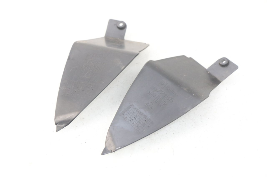 photo de CARENA POSTERIORE CONGIUNZIONE INFERIORE PIAGGIO NEW TYPHOON 50 (2010 - 2017) - Dettaglio del componente