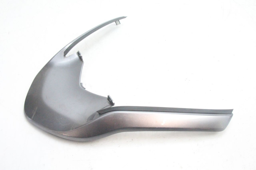 photo de CARENA POSTERIORE CONGIUNZIONE INFERIORE HONDA PCX (JF28) 125 (2009 - 2011) - Zoom sullo stato d'uso