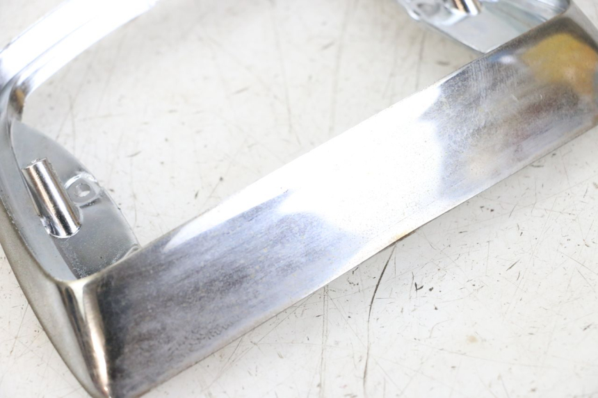 photo de Giunzione carenatura posteriore inferiore PIAGGIO VESPA LX 2T 50 (2005 - 2013) - Dettaglio del componente