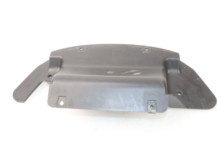 photo de Giunzione carenatura posteriore inferiore DAELIM S3 125 (2010 - 2017) - Zoom sullo stato d'uso