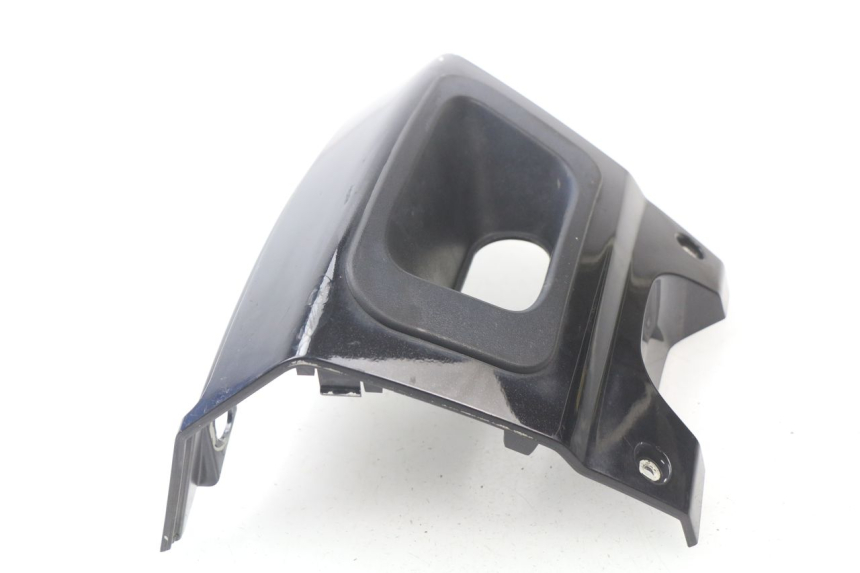 photo de CARENA POSTERIORE CONGIUNZIONE INFERIORE PEUGEOT SATELIS COMPRESSOR K15 125 (2006 - 2009) - Vista d'insieme del prodotto