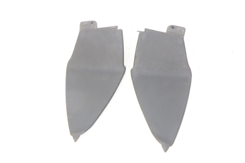 photo de GIUNZIONE PARAFANGO POSTERIORE INFERIORE APRILIA SR 2T 50 (2012 - 2017) - Altra angolazione