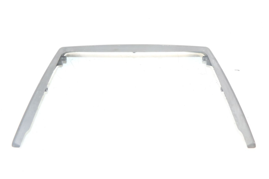 photo de CARENA POSTERIORE CONGIUNZIONE INFERIORE SUZUKI GS F 500 (2004 - 2007) - Primo piano tecnico