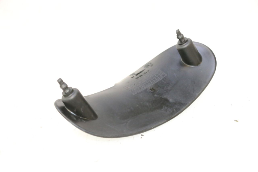 photo de CARENA POSTERIORE CONGIUNZIONE INFERIORE PEUGEOT TREKKER 50 (1995 - 2004) - Dettaglio del componente