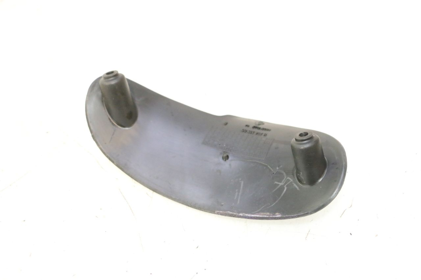 photo de CARENA POSTERIORE CONGIUNZIONE INFERIORE PEUGEOT TREKKER 50 (1995 - 2004) - Zoom sullo stato d'uso