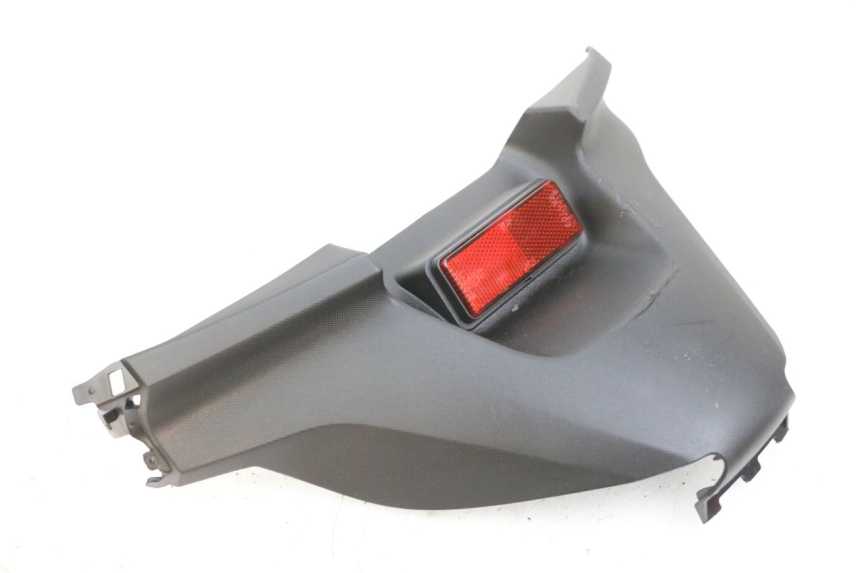 photo de CARENA POSTERIORE CONGIUNZIONE INFERIORE YAMAHA TRICITY 300 (2020 - 2024) - Altra angolazione