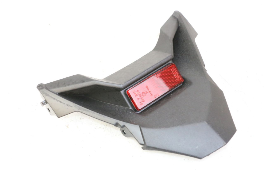 photo de CARENA POSTERIORE CONGIUNZIONE INFERIORE YAMAHA XMAX X-MAX 125 (2021 - 2025) - Vista principale