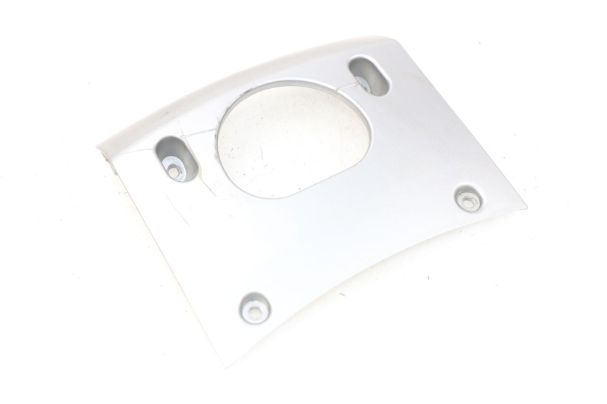 photo de GIUNZIONE PARAFANGO POSTERIORE INFERIORE TGB X-MOTION XMOTION 125 (2008 - 2014) - Zoom sullo stato d'uso