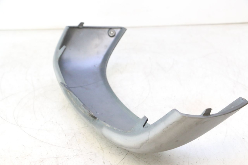 photo de CARENA POSTERIORE CONGIUNZIONE INFERIORE PIAGGIO X9 AMALFI 180 (2000 - 2003) - Stato della superficie e materiale
