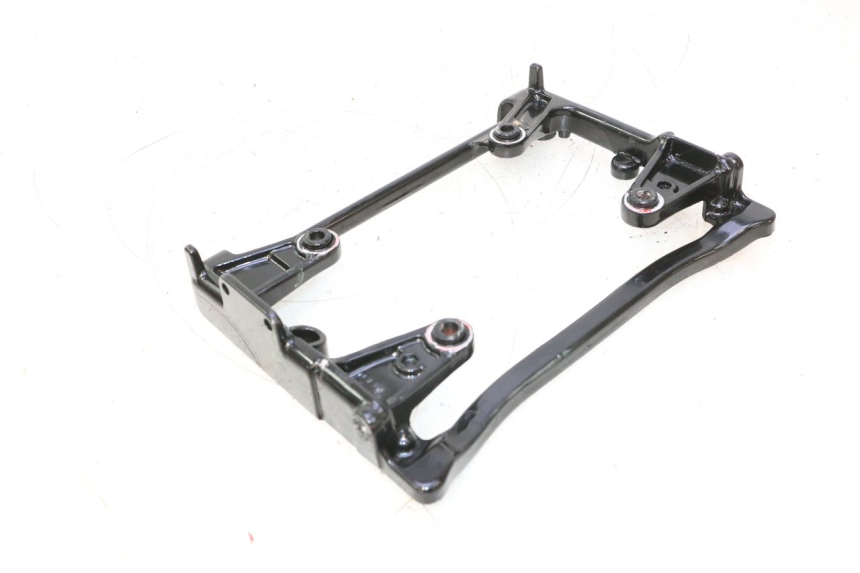 photo de CARENA POSTERIORE CONGIUNZIONE INFERIORE HONDA XRV AFRICA TWIN 750 (1990 - 1992) - Altra angolazione