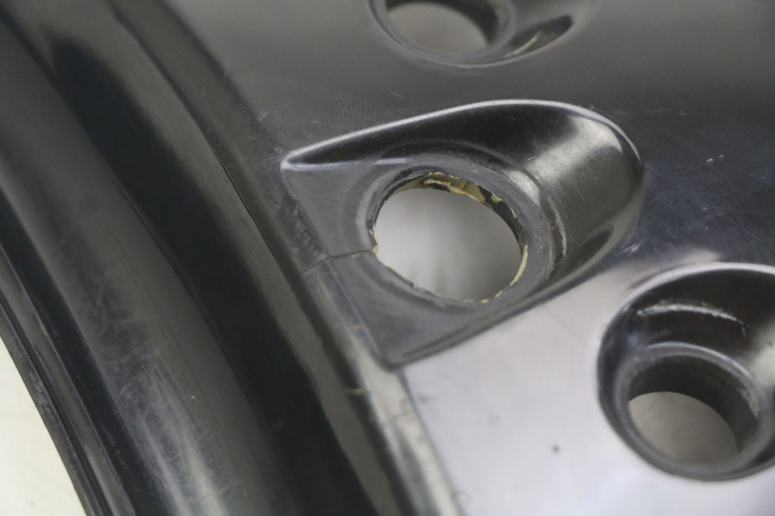 photo de GIUNZIONE PARAFANGO POSTERIORE SYM JET EURO X 2T 50 (2003 - 2007) - Primo piano tecnico