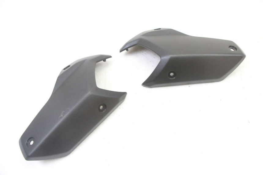 photo de GIUNZIONE PARAFANGO POSTERIORE PEUGEOT KISBEE 4T 50 (2018 - 2022) - Altra angolazione