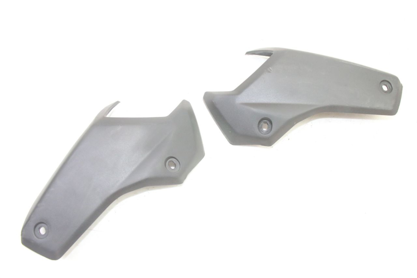 photo de GIUNZIONE PARAFANGO POSTERIORE PEUGEOT KISBEE 4T 50 (2018 - 2022) - Vista principale