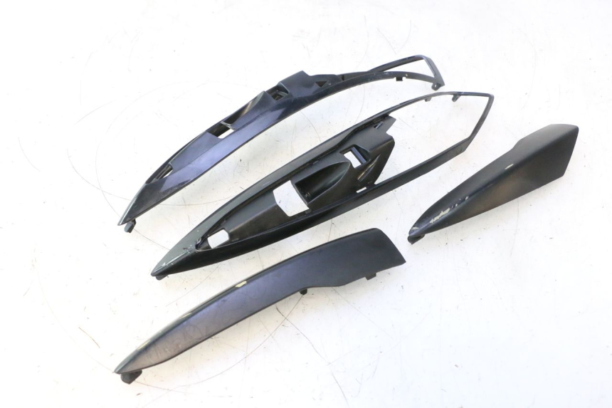 photo de CARENA POSTERIORE CONGIUNZIONE PIAGGIO LIBERTY IGET 4T 50 (2021 - 2025) - Vista principale