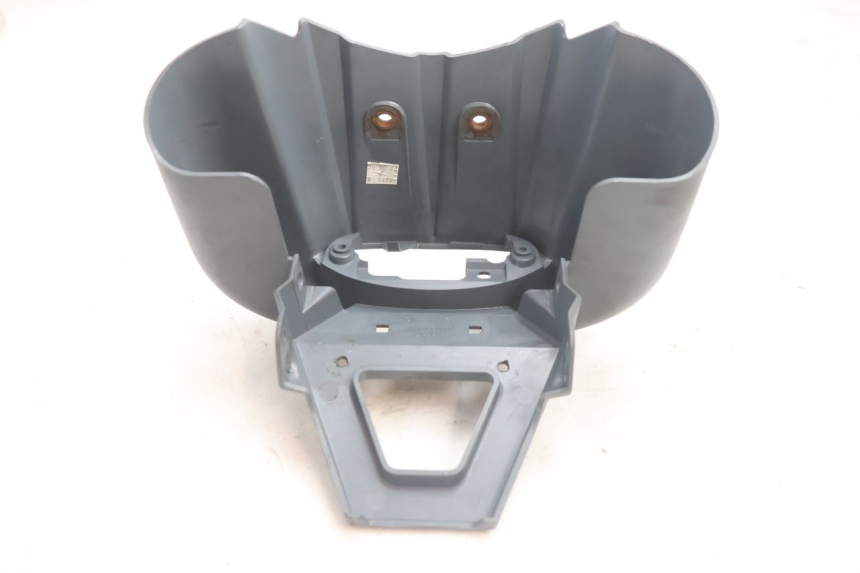 photo de CARENA POSTERIORE CONGIUNZIONE PEUGEOT LUDIX ONE 14P 50 (2004 - 2013) - Primo piano tecnico