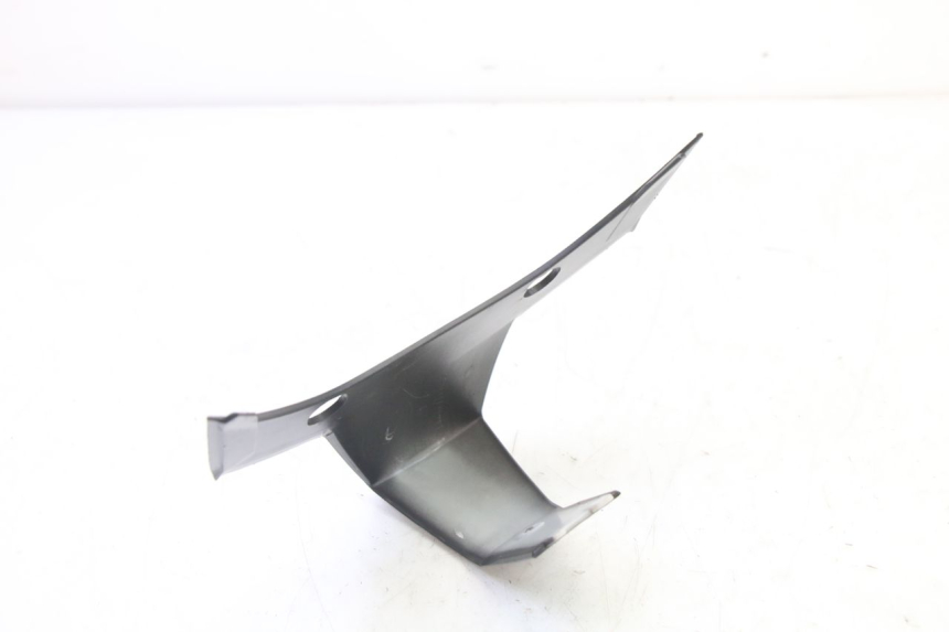 photo de CARENA POSTERIORE CONGIUNZIONE PIAGGIO MP3 HPE 310 (2024 - 2025) - Primo piano tecnico