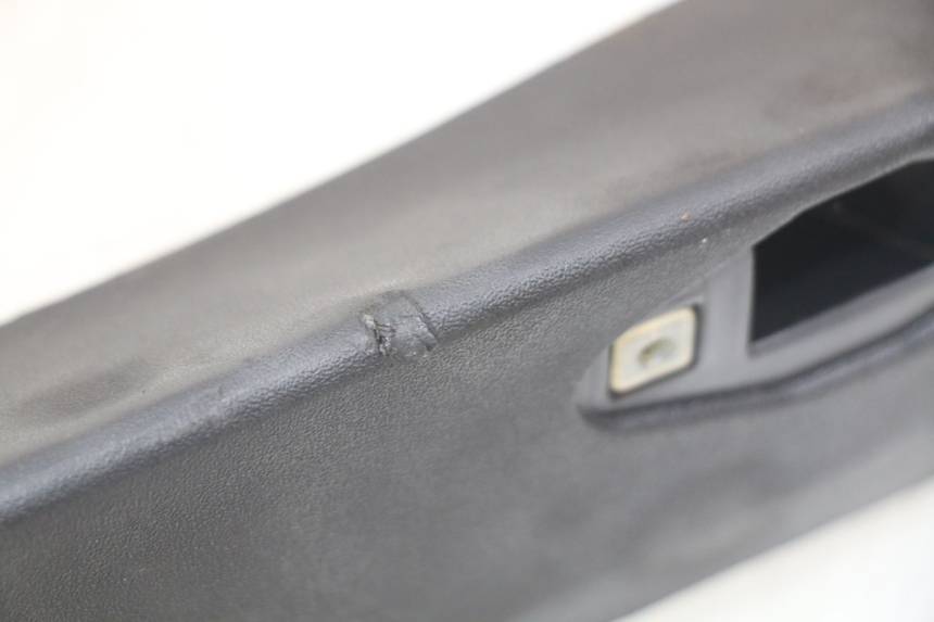 photo de GIUNZIONE PARAFANGO POSTERIORE PIAGGIO MP3 LT 400 (2007 - 2012) - Dettaglio del componente