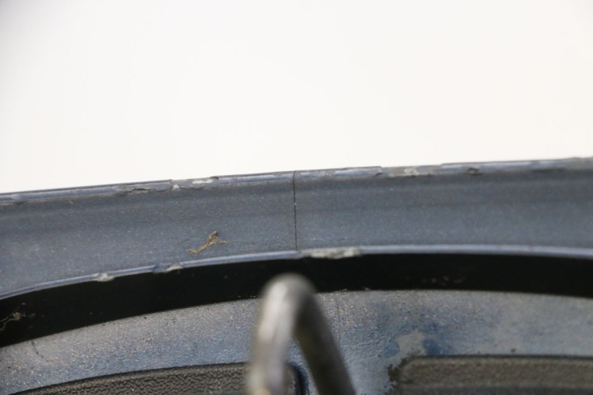 photo de CARENA POSTERIORE CONGIUNZIONE PIAGGIO MP3 LT 300 (2010 - 2016) - Zoom sullo stato d'uso