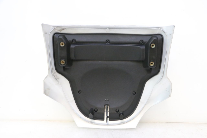 photo de GIUNZIONE PARAFANGO POSTERIORE PIAGGIO MP3 LT 300 (2010 - 2016) - Dettaglio del componente
