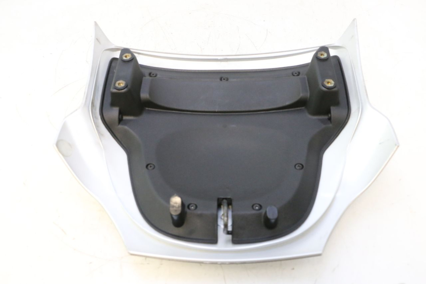 photo de GIUNZIONE PARAFANGO POSTERIORE PIAGGIO MP3 LT 300 (2010 - 2016) - Altra angolazione