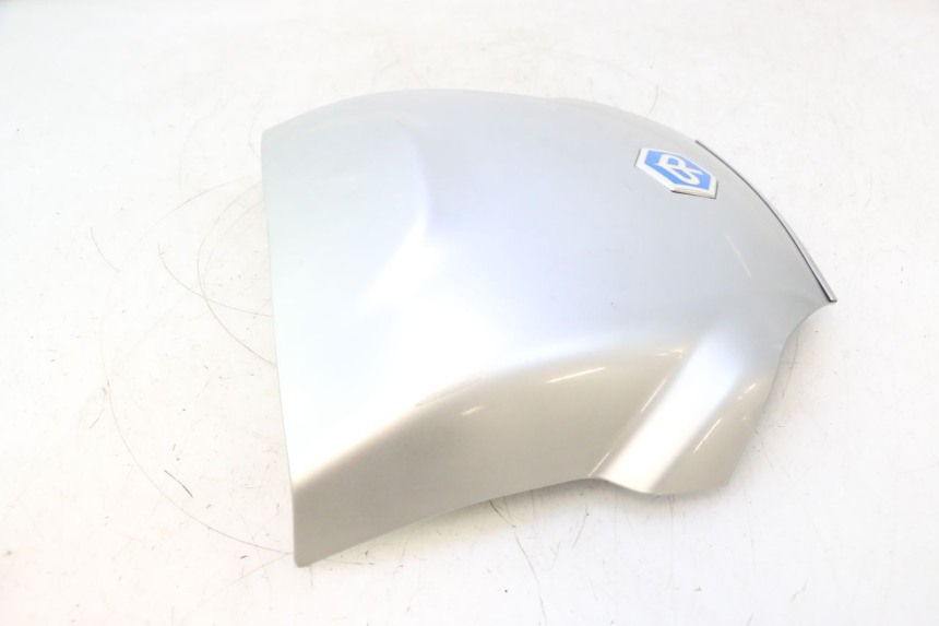 photo de GIUNZIONE PARAFANGO POSTERIORE PIAGGIO MP3 LT 300 (2010 - 2016) - Dettagli dei punti di fissaggio
