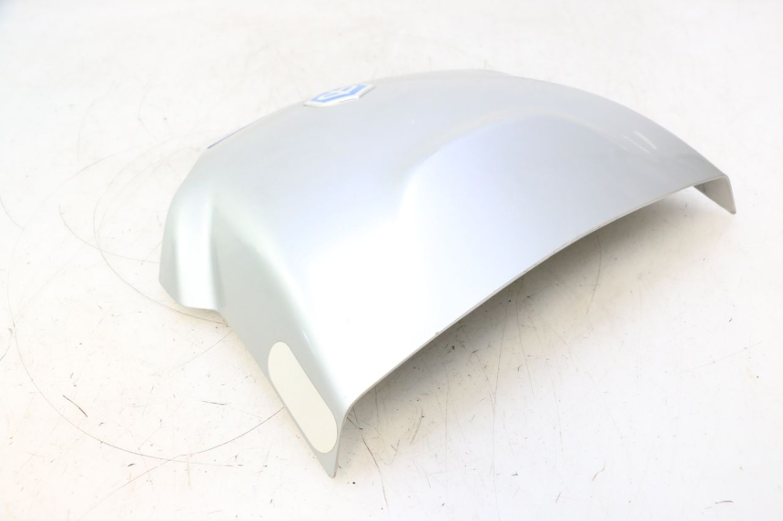 photo de GIUNZIONE PARAFANGO POSTERIORE PIAGGIO MP3 LT 300 (2010 - 2016) - Marcature e riferimenti originali