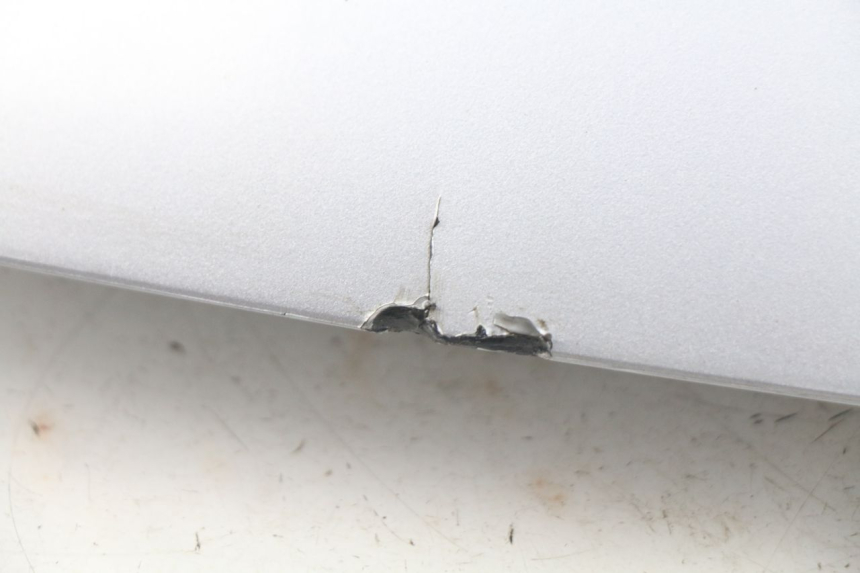 photo de GIUNZIONE PARAFANGO POSTERIORE PIAGGIO MP3 125 (2006 - 2014) - Altra vista dell'articolo