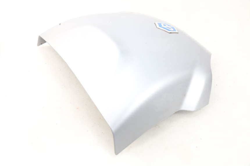 photo de GIUNZIONE PARAFANGO POSTERIORE PIAGGIO MP3 125 (2006 - 2014) - Stato della superficie e materiale