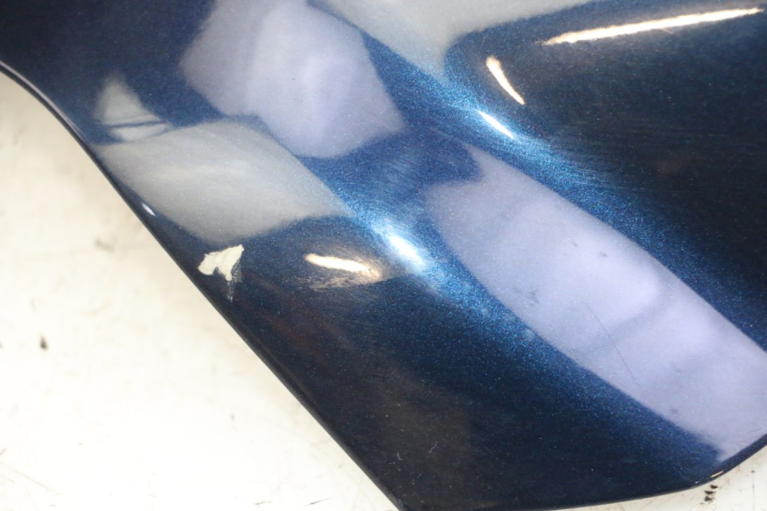 photo de GIUNTO CARENA POSTERIORE PIAGGIO MP3 RL 250 (2006 - 2010) - Primo piano tecnico