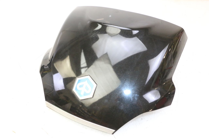 photo de GIUNTO CARENA POSTERIORE PIAGGIO MP3 RL 250 (2006 - 2010) - Vista principale