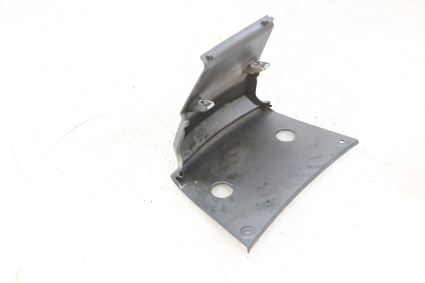 photo de CARENA POSTERIORE CONGIUNZIONE PIAGGIO MP3 500 (2016 - 2018) - Dettaglio del componente