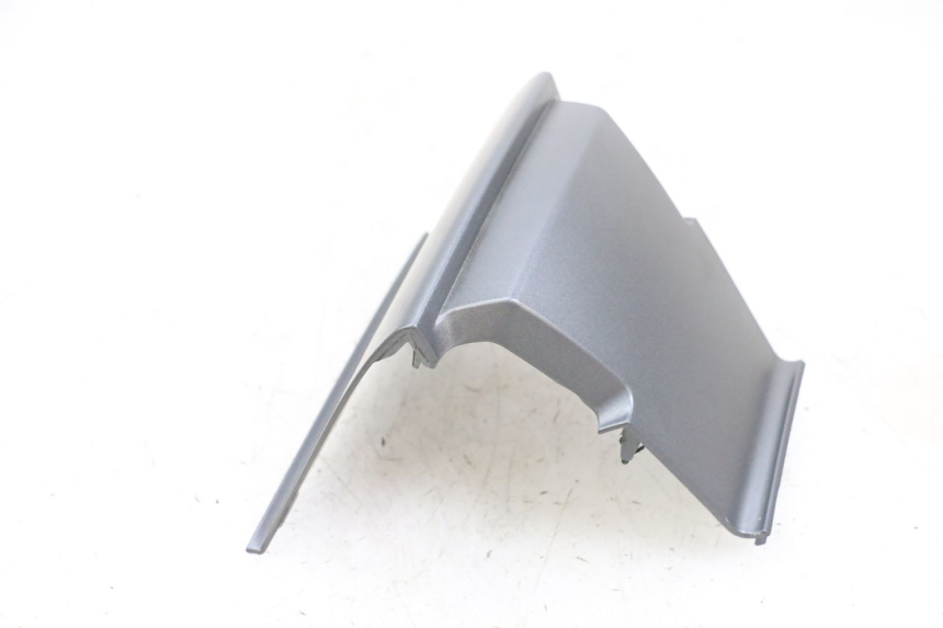 photo de CARENA POSTERIORE CONGIUNZIONE PIAGGIO MP3 500 (2016 - 2018) - Primo piano tecnico