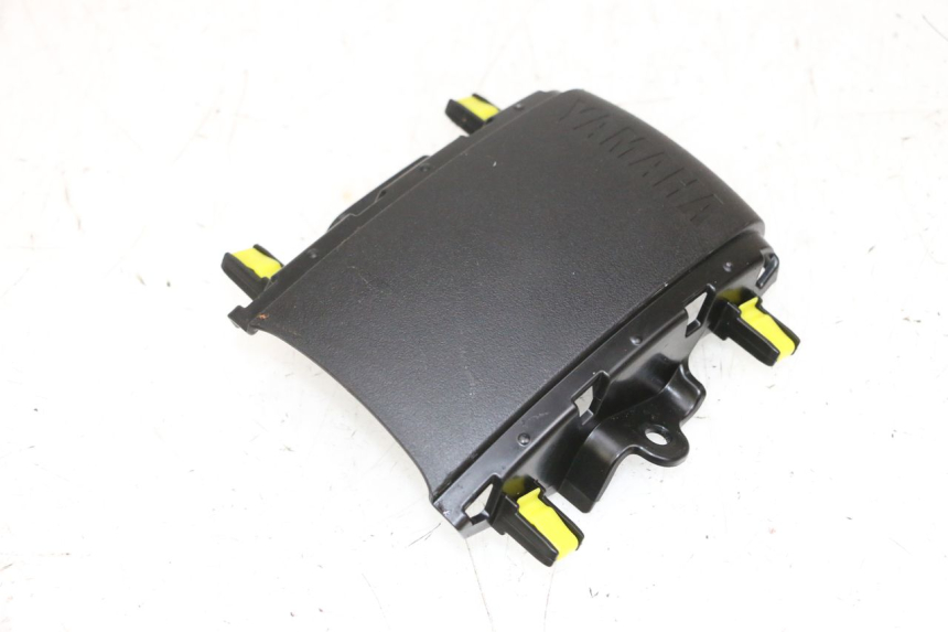 photo de CARENA POSTERIORE CONGIUNZIONE YAMAHA NEO'S CORE 1 (2022 - 2026) - Primo piano tecnico