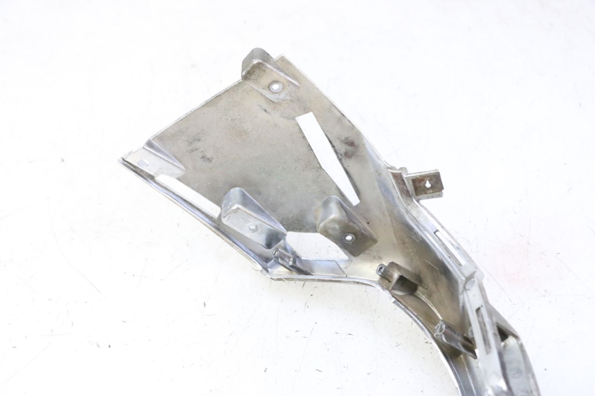 photo de CARENA POSTERIORE CONGIUNZIONE KYMCO LIKE 4T 50 (2019 - 2025) - Altra angolazione