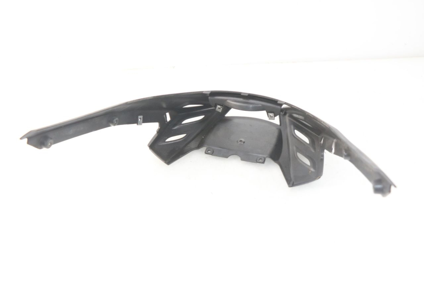 photo de CARENA POSTERIORE CONGIUNZIONE PIAGGIO NEW TYPHOON 50 (2010 - 2017) - Zoom sullo stato d'uso