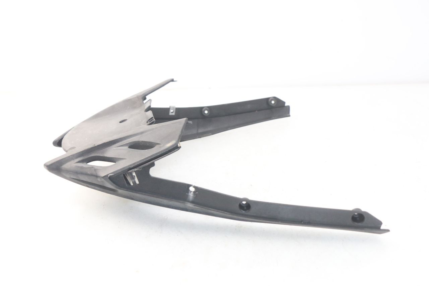 photo de CARENA POSTERIORE CONGIUNZIONE PIAGGIO NEW TYPHOON 50 (2010 - 2017) - Primo piano tecnico