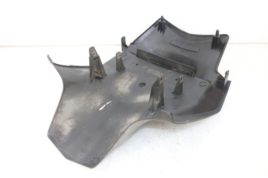 photo de CARENA POSTERIORE CONGIUNZIONE HONDA NTV DEAUVILLE ABS 700 (2007 - 2016) - Zoom sullo stato d'uso